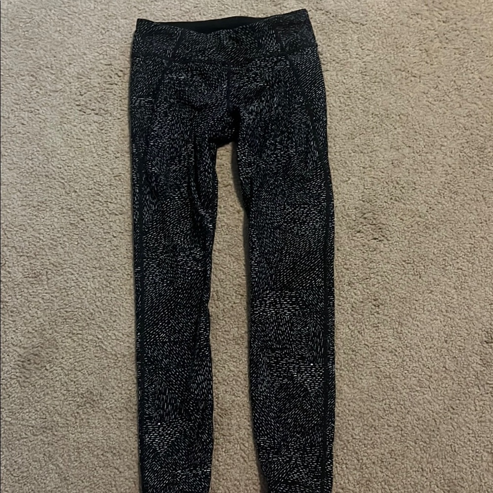 Athleta Black and White Patterned Leggings
